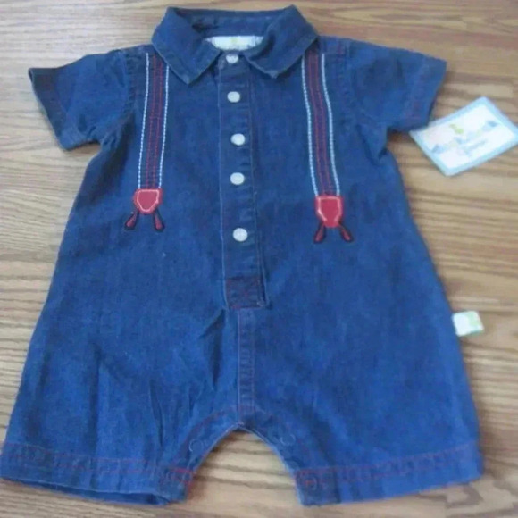 NWT DUCK DUCK GOOSE Infant One-Piece Outfit  3-6M. - Picture 1 of 5
